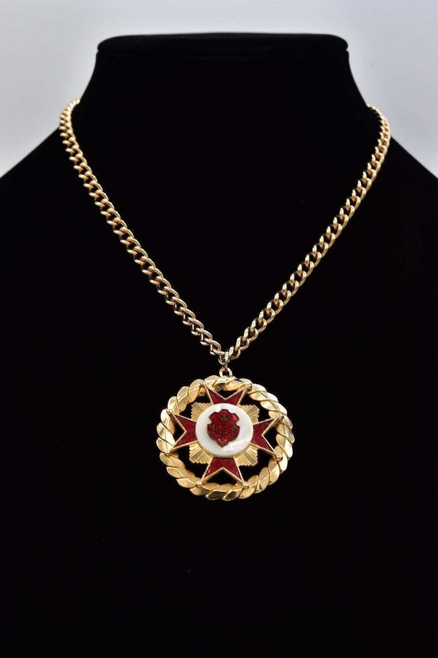 Vintage Heraldic Maltese Cross Crest Pendant Necklace Gold MOP Red Enamel BinBM
